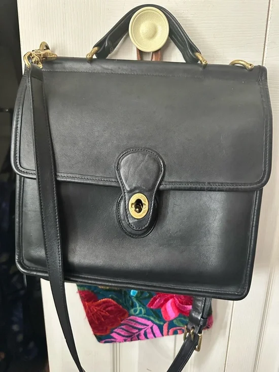 Vintage Coach Willis 9927 crossbody Bag - Picture 2 of 5